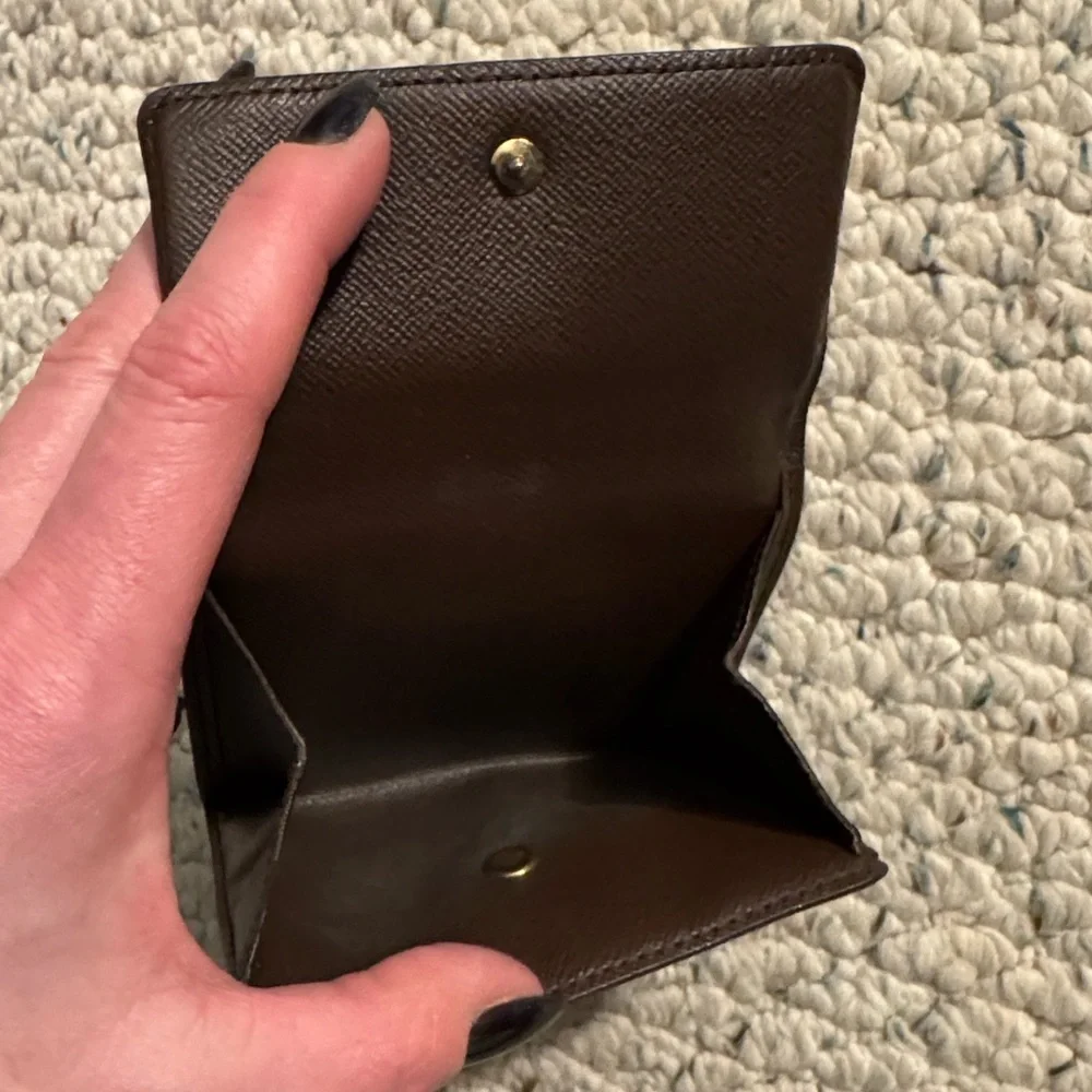 Louis Vuitton Elise Damier Ebene Wallet